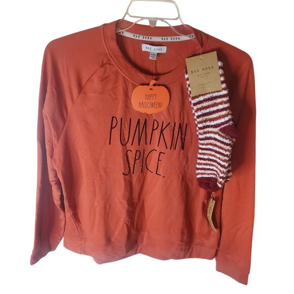 Rae Dunn "Pumpkin Spice" Sweatshirt with Socks, NWT, XL - Picture 1 of 6